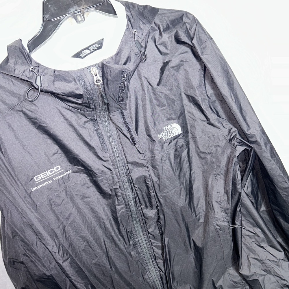 The North Face  Rain Jacket Mens XXL Black Geico Logo Hooded Windbreaker EUC